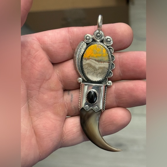 Sterling silver HUGE signed bumblebee jasper & onyx signed bear claw pendant 925 - Picture 4 of 14